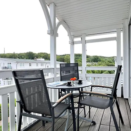 Moderne Mit Balkon Und Wlan In Sellin (Rugen)